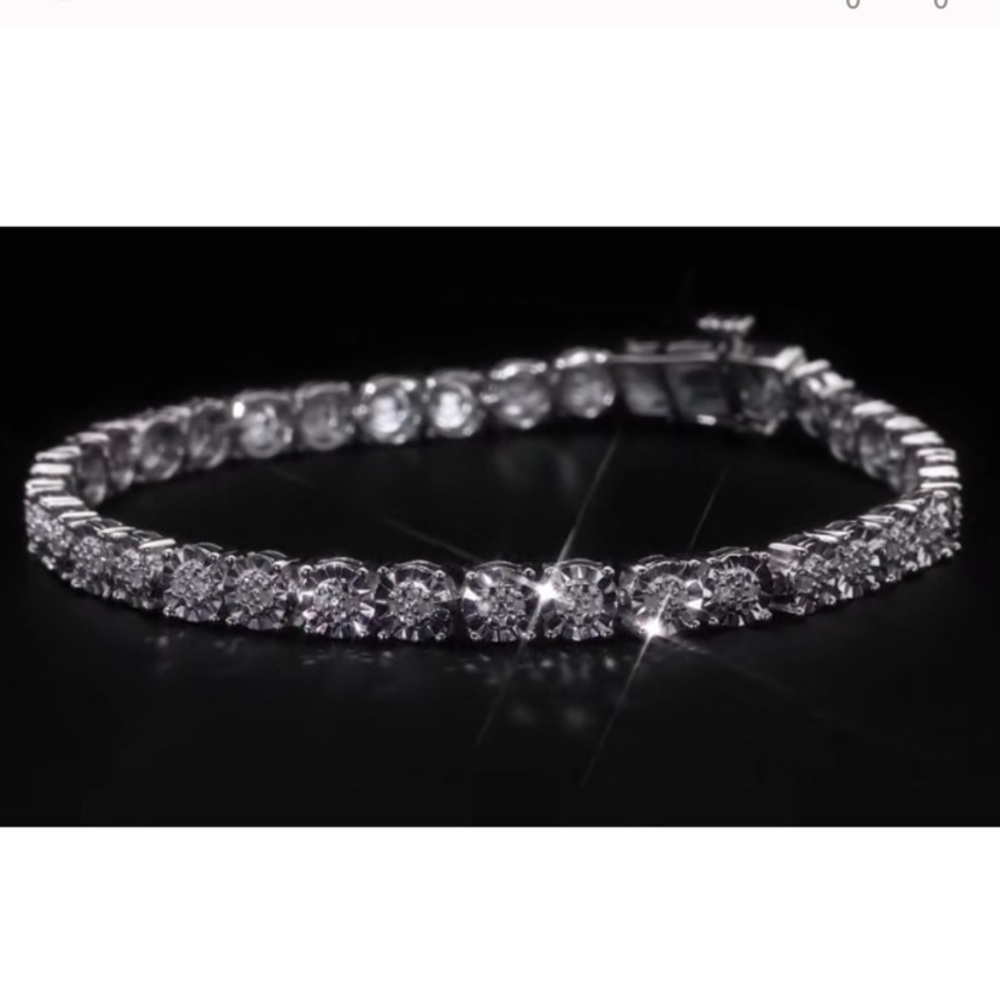Sterling Silver 1/4 T.W Diamond Tennis Bracelet